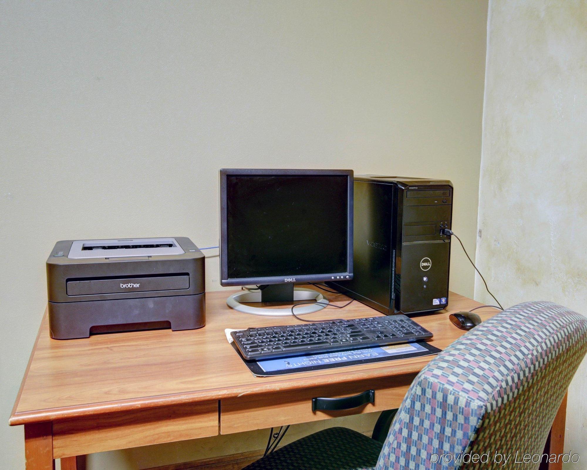 Quality Inn & Suites Airport Austin Buitenkant foto