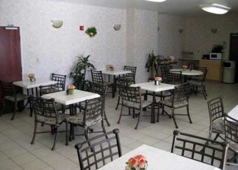 Quality Inn & Suites Airport Austin Buitenkant foto